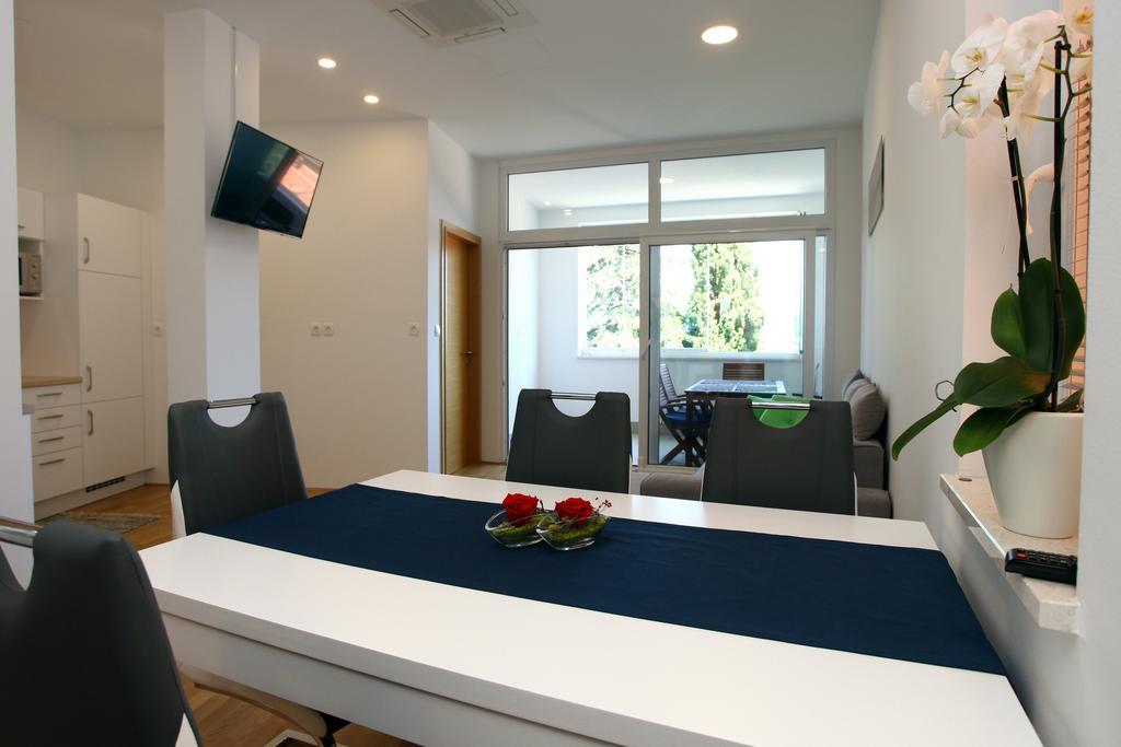 San Simon Sea View Apartment Ll Izola Esterno foto