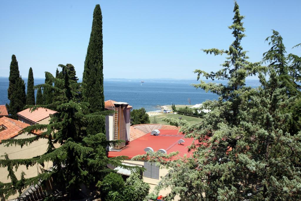 San Simon Sea View Apartment Ll Izola Esterno foto