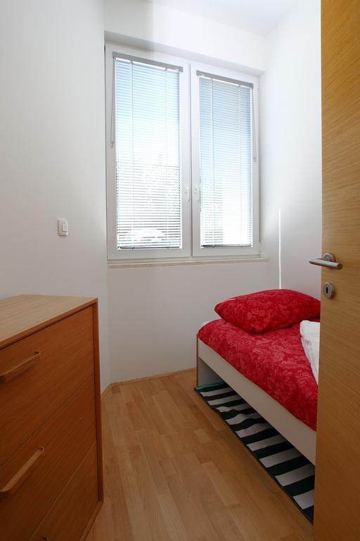 San Simon Sea View Apartment Ll Izola Esterno foto